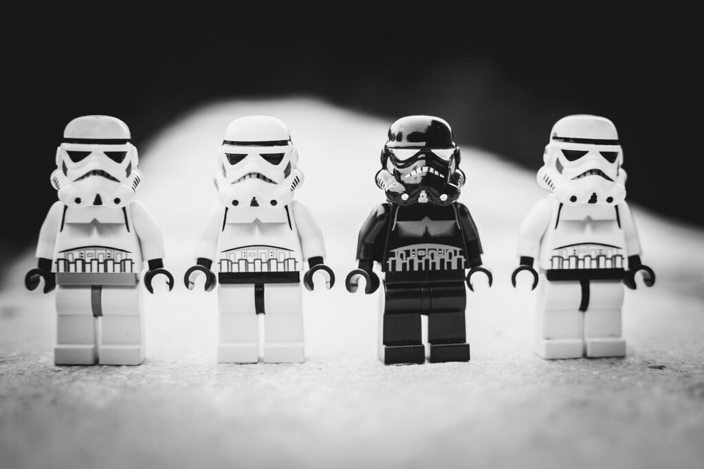 LEGO Facilitator Dunkle Seite [Bild von Stephan Wusowski auf Pixabay]