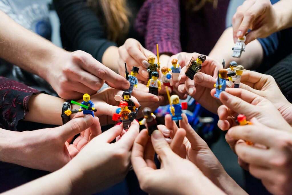 LEGO im Business Kontext? [Foto von Vlad Hilitanu auf Unsplash]